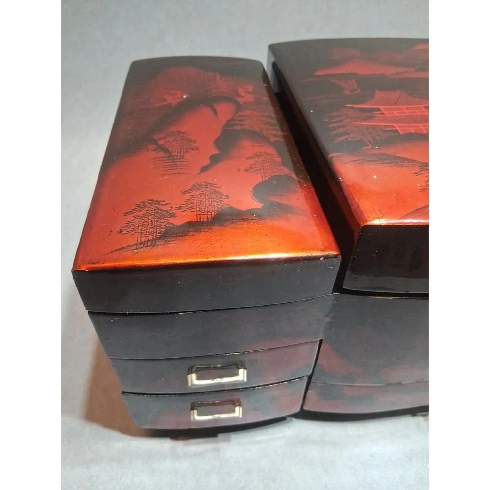 Japanese Black and Red Lacquered Musical Jewelry Box Circa 1970 With Key